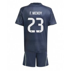 Real Madrid Ferland Mendy #23 Bortedraktsett Barn 2025-26 Kortermet (+ korte bukser)